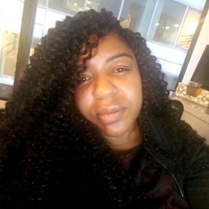 Meet your Posher, Jessica